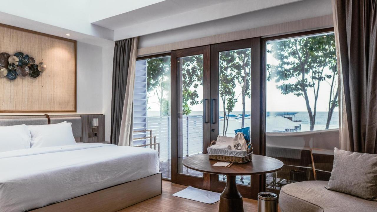 Arasatu Villas & Sanctuary Maratua Island Exterior photo